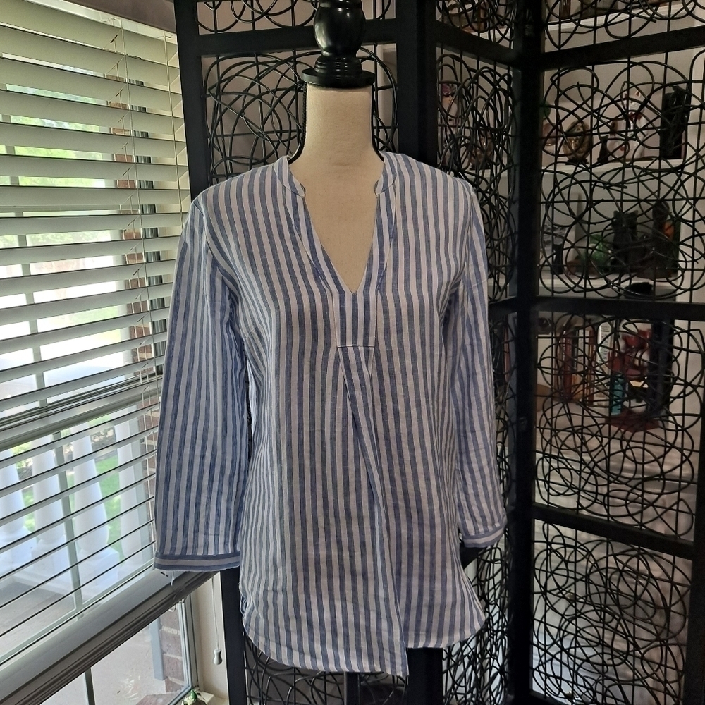 LL Bean Size XS 100% Linen blue and white striped tunic